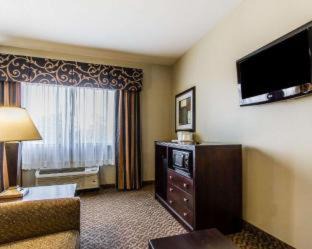 Scottsboro Hotel | Comfort Inn & Suites Near Lake Guntersville