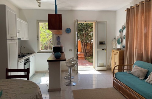 Santa Teresa di Gallura Apartamento | Comfortable ground floor apartment, garden exclusive use