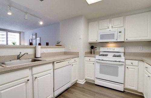 Ballston Apartamento | Comfort & Prime Location: Ideal Stay at Ballston