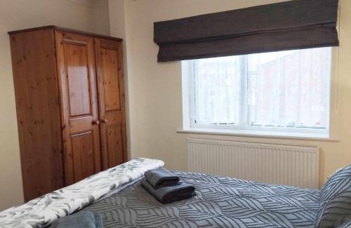 Gosport Casa | Comfort Private Rooms in Three bedroom House