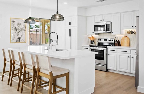 Raskin Estates Casa | Comfort | Remodeled+Modern+3 br+office+KingBeds