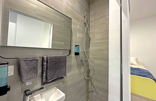 Serezin-du-Rhone Apartamento | Comfort studio