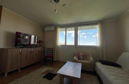 Novi Beograd Apartamento | Comfort & Style Panoramic Urban Retreat