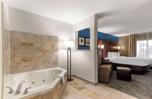Church Street Hotel | Comfort Suites Atlanta Airport