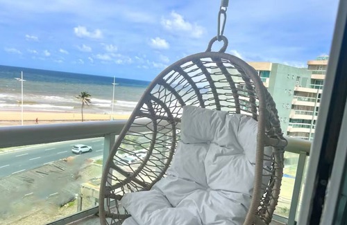 Armacao Apartamento | Confort con Vistas al Azul Infinito