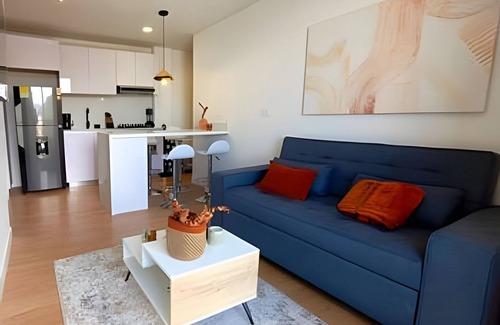 Usaquen Casa | AH/ Panorámico Piso11, Balcón, Parking, Bgta Norte