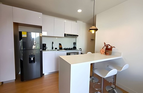 Usaquen Casa | AH/ Panorámico Piso11, Balcón, Parking, Bgta Norte