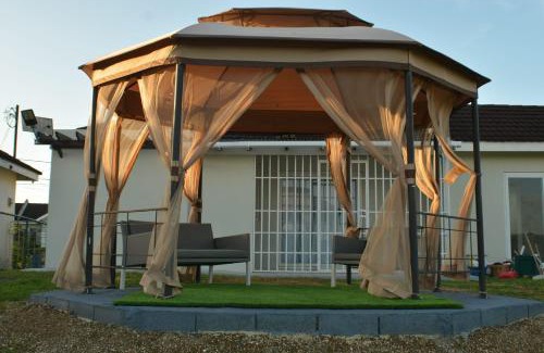 Spanish Town Casa | comfort zone