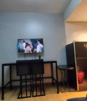 Novaliches Apartamento | Comfort zone's staycation Trees Residences near SM Fairview T5-645