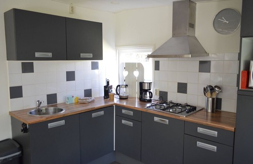 Sint Maartensvlotbrug Chalet De Esquí | Comfortable bungalow for 6 persons on Park Campanula