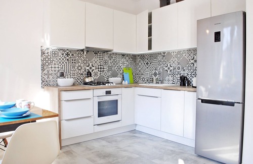 Torun Apartamento | Cómodo apartamento en el centro estricto de Toruń, cerca del casco antiguo.