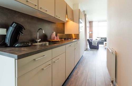 Lageweg Chalet De Esquí | Comfortable chalet with dishwasher
