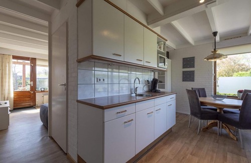 Sint Maartensvlotbrug Casa | Comfortabel Vrijstaand Vakantiehuis in Sint Maartenszee Dichtbij de Strandopgang Naar het Heerlijke Zandstrand van Sint Maartenszee