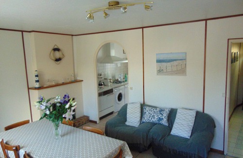 Bourcefranc-le-Chapus Casa | Casa confortable, a 1 km del mar se cerró sobre chres 3, 7 personas, inserto