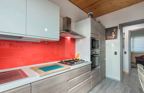 San Zeno di Montagna Apartamento | Apartamento cómodo con vistas a la montaña – Casa Aria