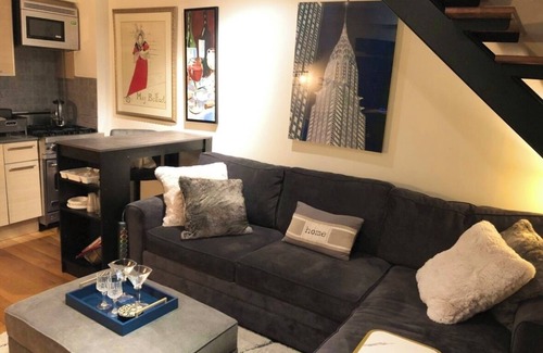 Upper East Side Apartamento | Modern and Comfortable 1 bedroom and 1.5 bath duplex apartment with terrace!