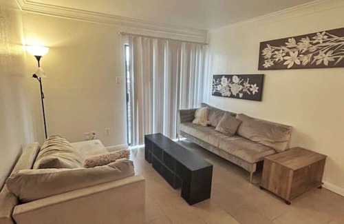 Astrodome Apartamento | Comfortable 1 King bed 1 bath in TMC & near NRG