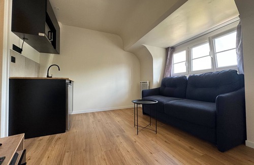 Quartier du vieux cimetiere Apartamento | Comfortable 16 m² love nest in Caen