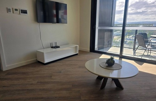 Southport Apartamento | Comfortable 2 BDR Apartment in Central Southport