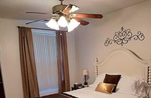 Jacksonville Casa | Comfortable 2 Bedroom Townhouse!