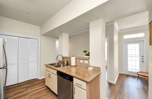 MacGregor Apartamento | Comfortable 2-bedroom apartment with High Speed WiFi in S Central Houston
