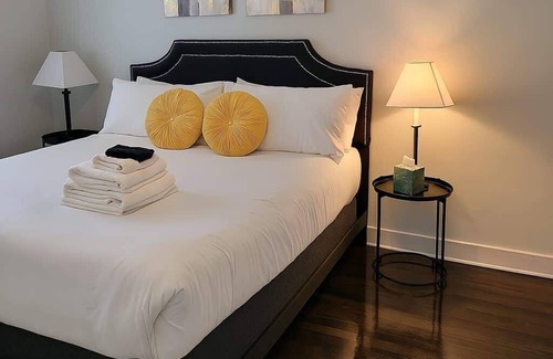 East Albany Park Apartamento | Comfortable 2BR Chicago Apt