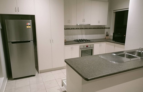 Mount Clear Casa | Comfortable 3-bedroom home with two car garage