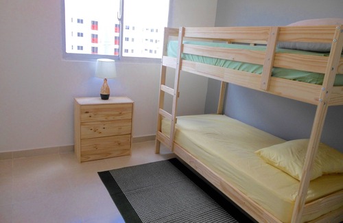 Santo Domingo Este Condominio | Comfortable 3 bedroom Apartment /parking/ wifi