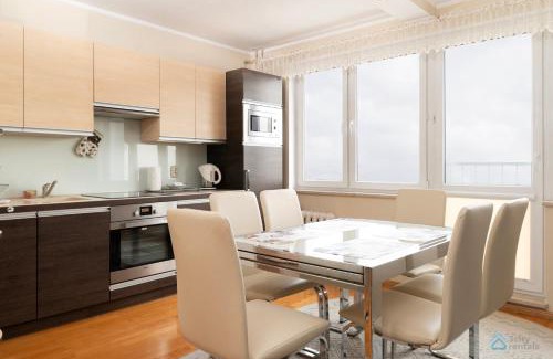 Karlikowo Apartamento | Comfortable 3city Apartment with Balcony by Noclegi Renters