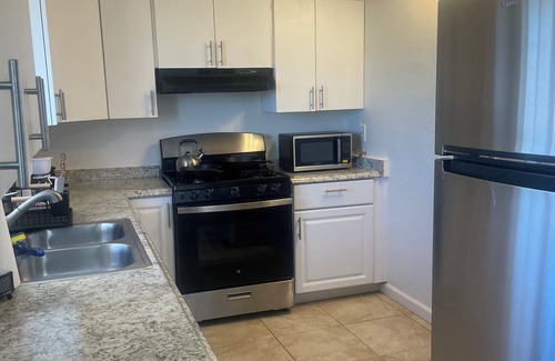 California City Casa | Comfortable 4-bedroom Stay in Easy Going Cal-City!