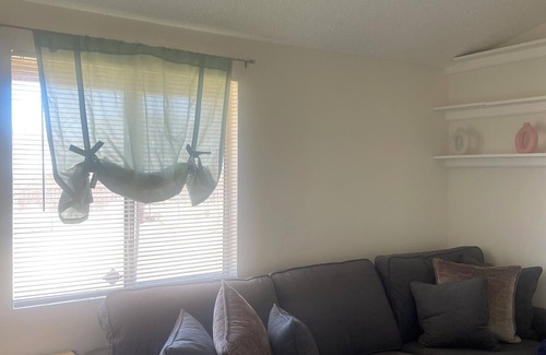 California City Casa | Comfortable 4-bedroom Stay in Easy Going Cal-City!