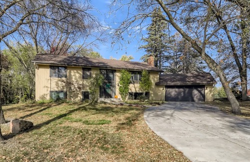 West St. Paul Casa | Comfortable 4-Bedroom Home Close to Everthing