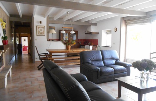 Adriers Cabaña | Cómoda casa de campo con piscina climatizada y estanques etiquetados 3 orejas.
