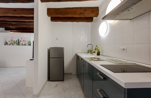 Historic Castle District Apartamento | GuestHost - Comfy Studio in the Heart of Cagliari