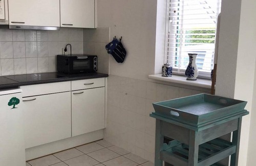 Sint Maartensvlotbrug Casa | Comfortable 6-person holiday home at walking distance from the beach, WiFi, pets allowed