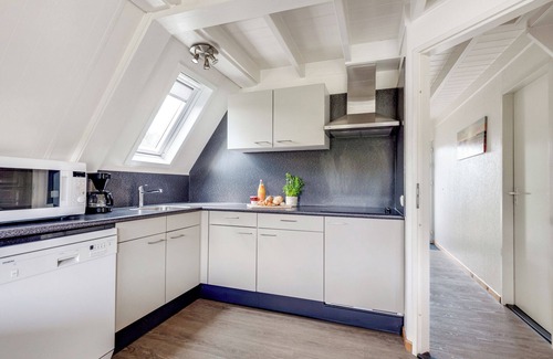 Gramsbergen Casa | Comfortable 6-person bungalow with dishwasher and washing machine, located by greenery or water in the Vechtdal – enjoy comfort and plenty of activities for all ages!