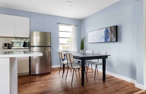 North Austin Civic Association Casa | Comfortable 6BR 3BA Home w Large Yard