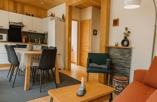 Mont-Dore Casa | COMFORTABLE ACCOMMODATION WITH TERRACE AND GROUNDS.