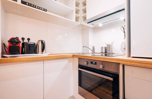 Chaillot Apartamento | Comfortable and Quiet 1 BR Closed to the Eiffel Tower