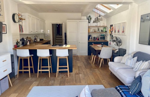 Lewisham Casa | Comfortable and spacious family home in a quiet London street