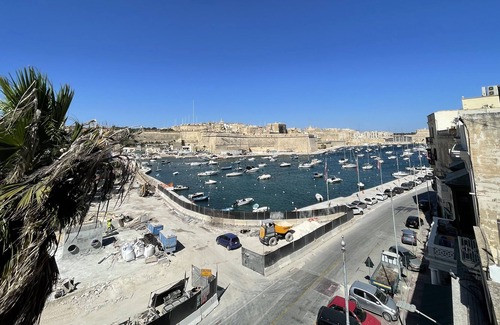 Kalkara Apartamento | Comfortable Apartment overlooking Kalkara Creek