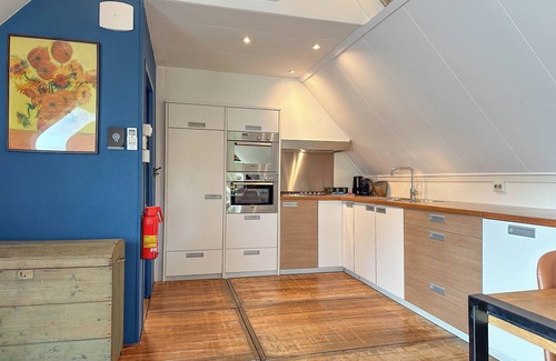 Haulerwijk Apartamento | Comfortable apartment with a great roof terrace