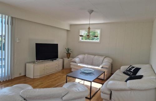 Kristiansand Apartamento | Comfortable Apartment Sleeps 3 Near Kristiansand City Center