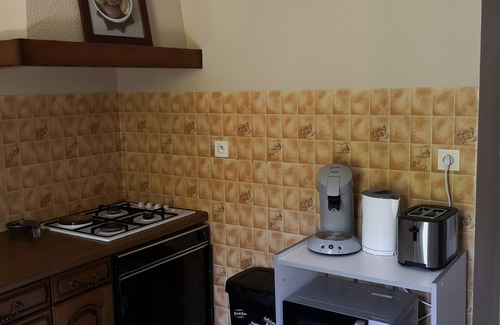Treignac Apartamento | Comfortable apartment in a haven of greenery.