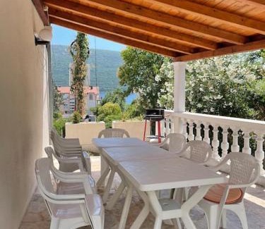Kumbor Apartamento | Comfortable apartment of 50 square meters