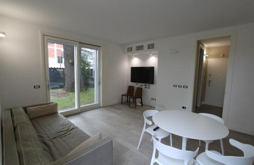 Biassono Apartamento | Comfortable apartment - Monza park with garage