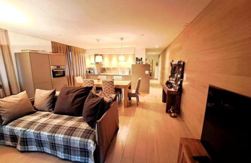 Laax Apartamento | Comfortable apartment near the ski station with parking