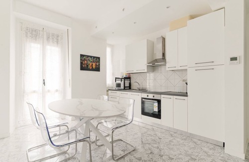 Navigli Apartamento | GuestHost - Spacious Navigli Apartment