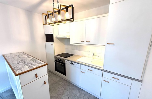Deauville Apartamento | Apartamento-Confortable-Baño con bañera-Vista al Jardín