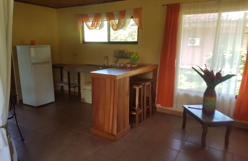 Quepos Cabina | Comfortable, beautiful cabin with pool.